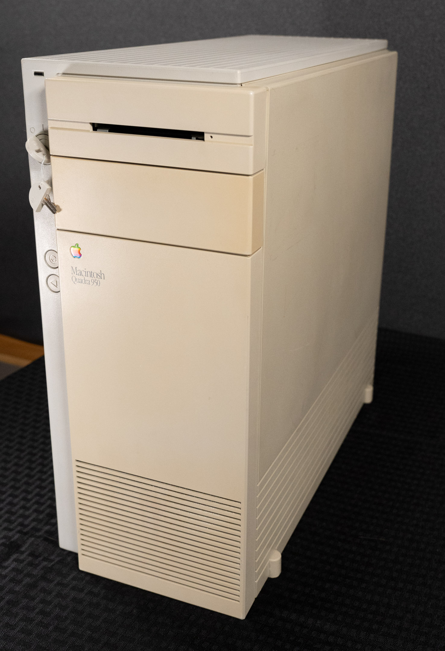 Quadra_950_1867.jpg
