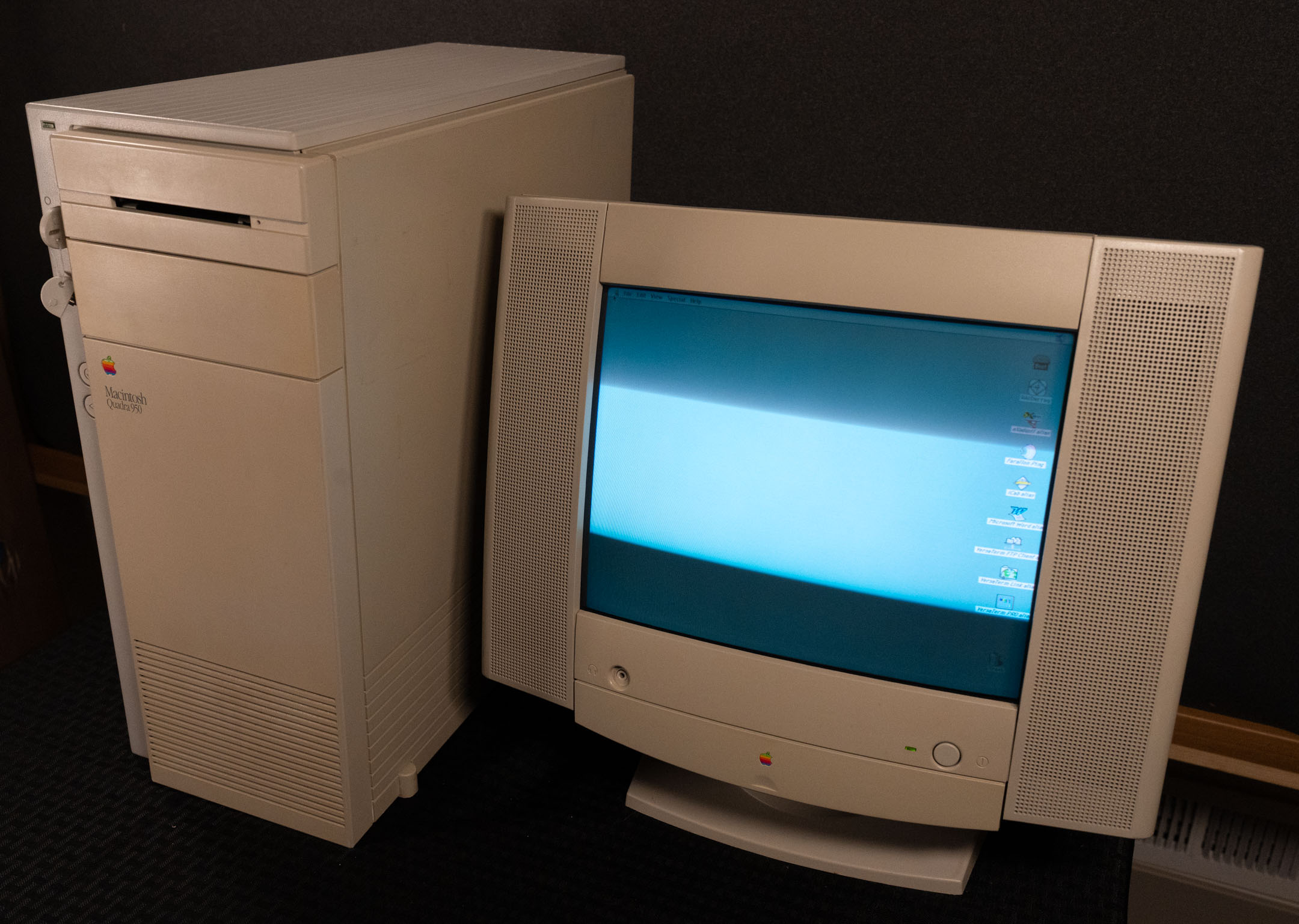 Quadra_950_1873.jpg